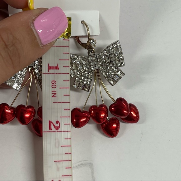 šAUTH SET BETSEY CHERRIES XO NECKLACE & EARRINGS - Picture 6 of 10